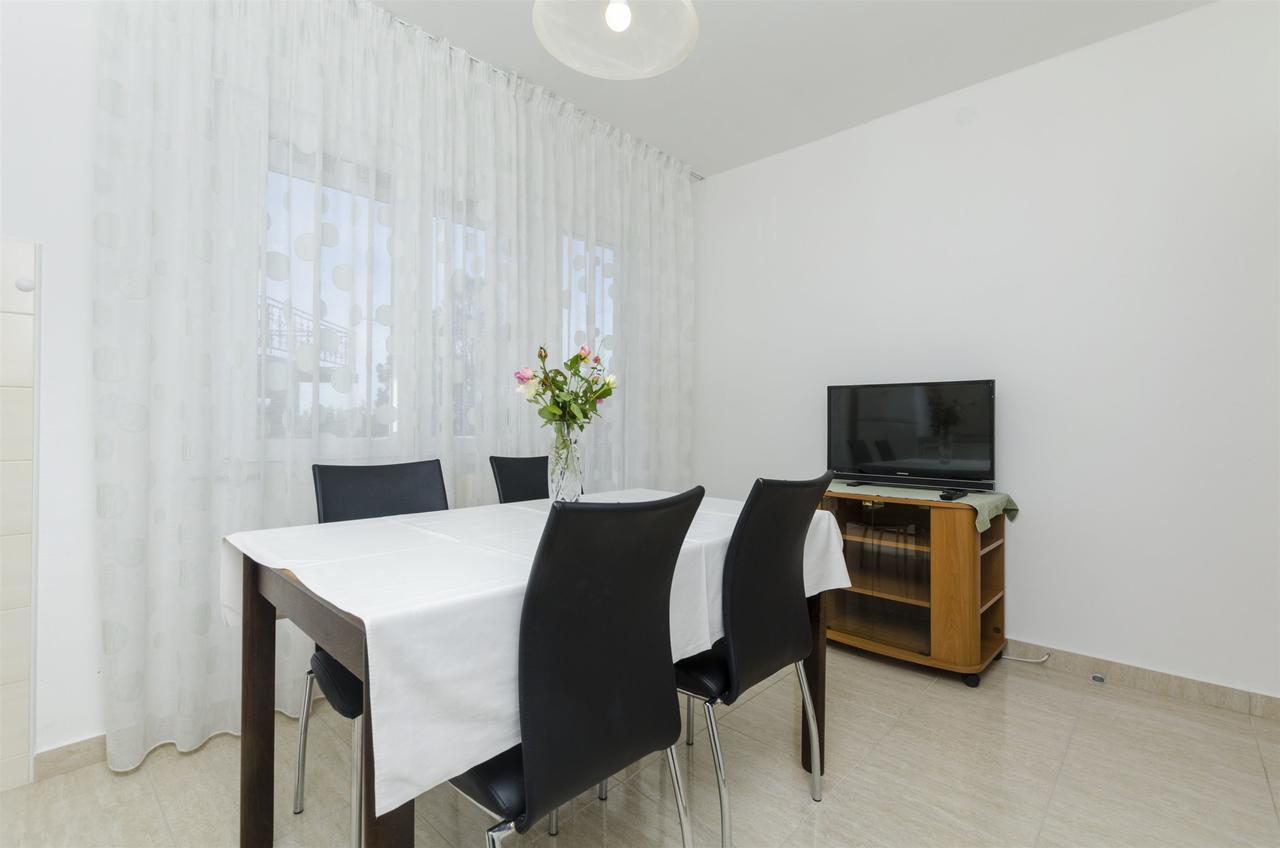 Apartments Karmela Primošten Extérieur photo