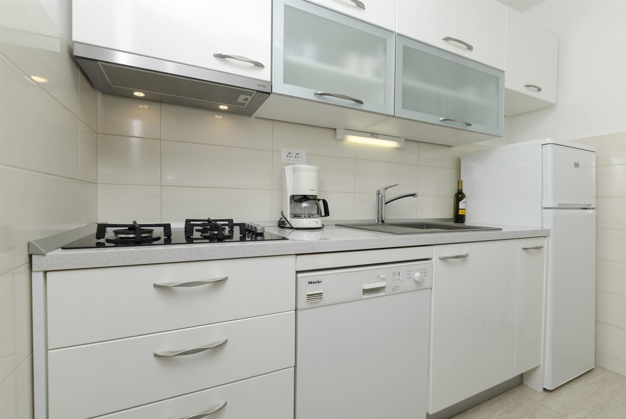 Apartments Karmela Primošten Extérieur photo