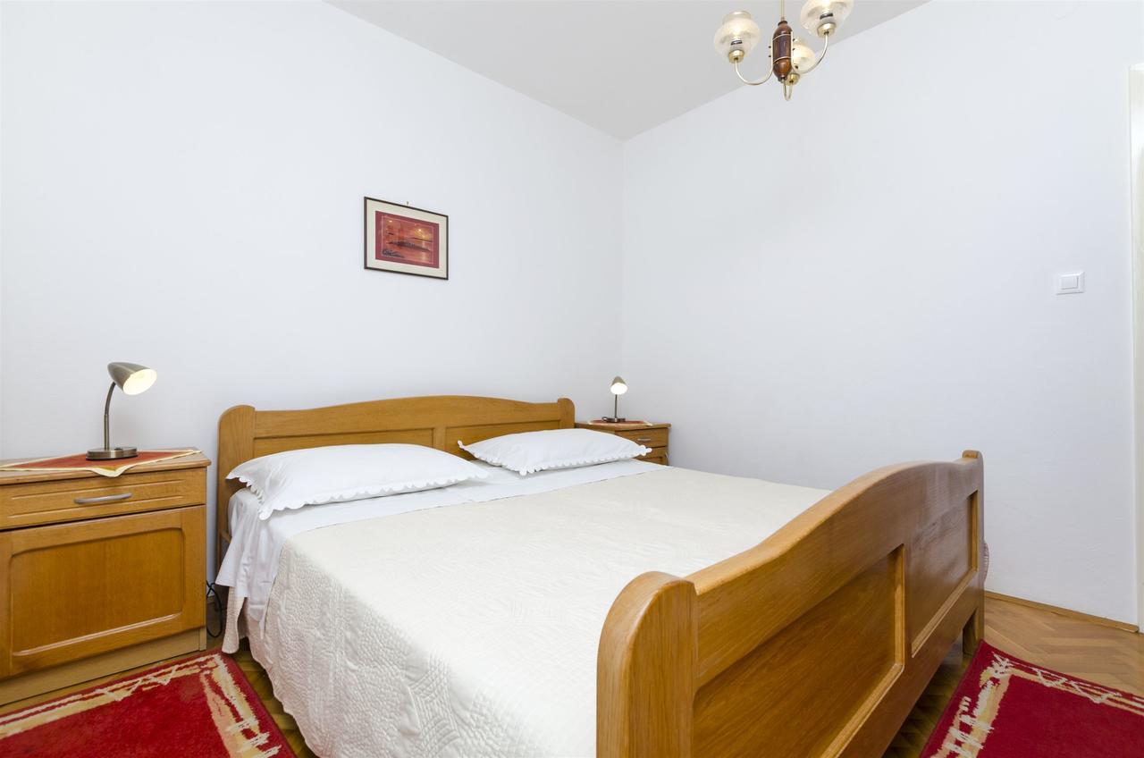 Apartments Karmela Primošten Extérieur photo