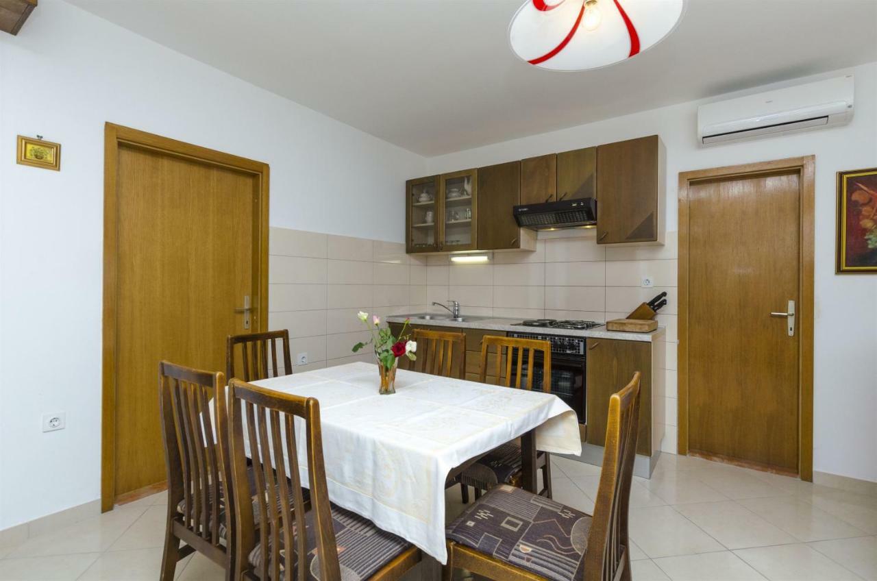 Apartments Karmela Primošten Extérieur photo