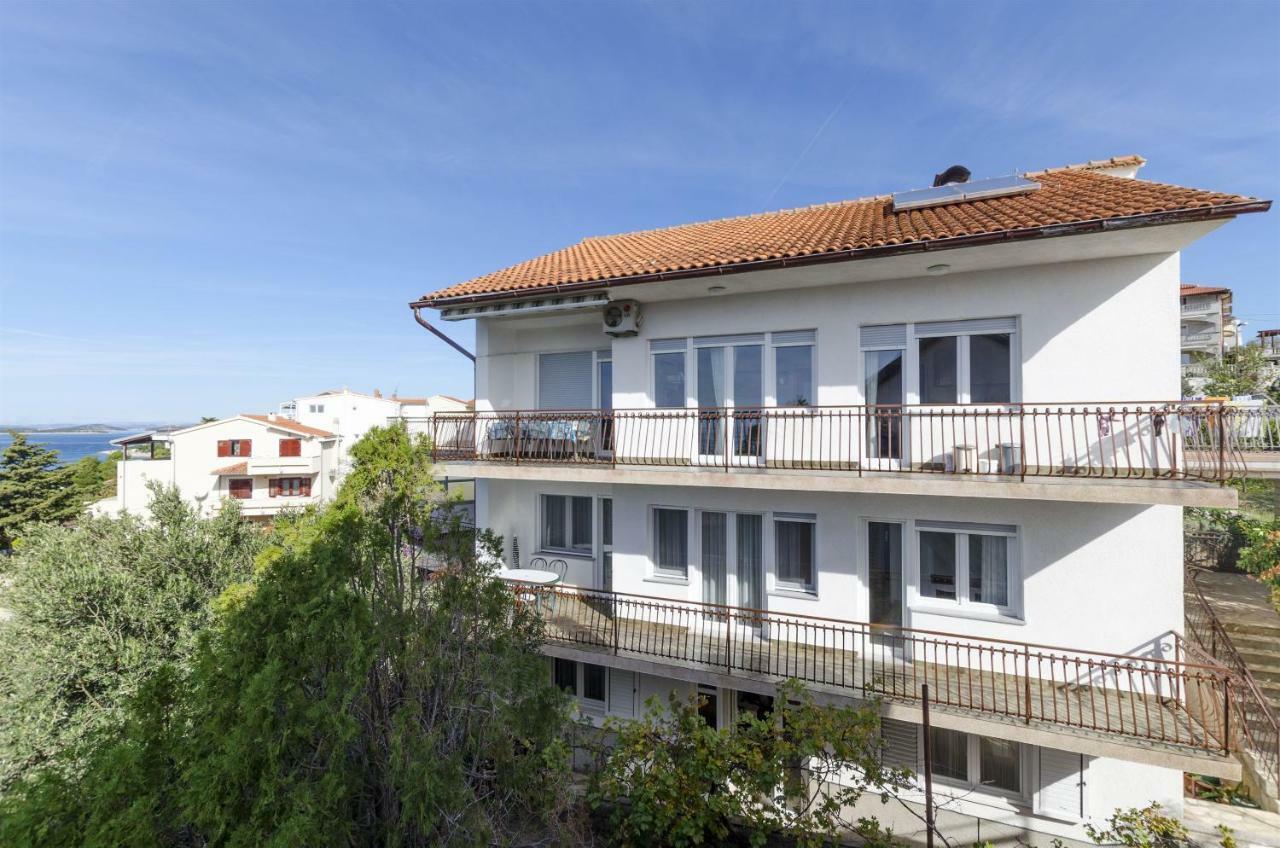 Apartments Karmela Primošten Extérieur photo