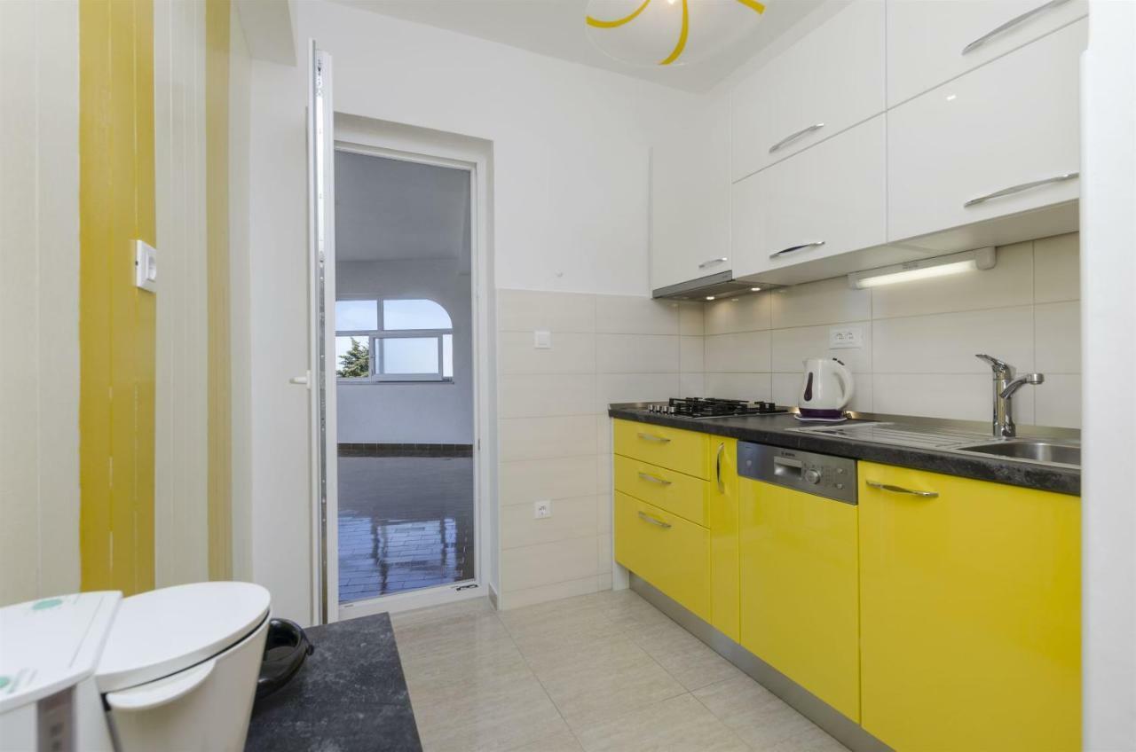 Apartments Karmela Primošten Extérieur photo